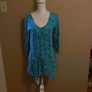 Zen-Knits blue and turquoise shirt.